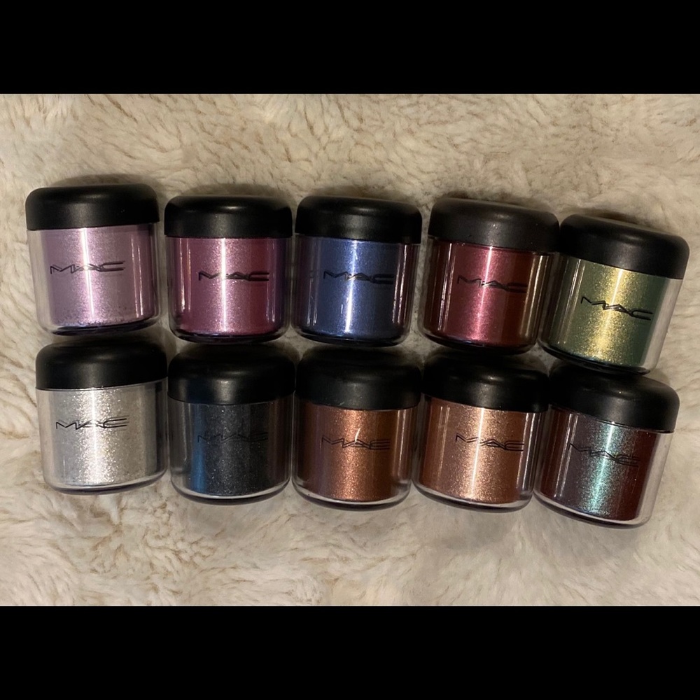 MAC PIGMENTS